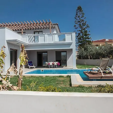 Petreris Enas - Stunning 3 Bedroom With Pool - Short Walk To Nissi Avenue * Ayia Napa