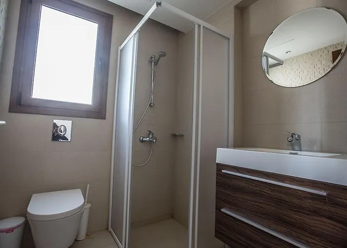 Petreris Enas - Stunning 3 Bedroom With Pool * Ayia Napa