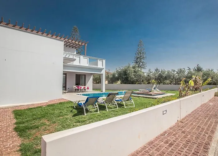 Petreris Enas - Stunning 3 Bedroom With Pool Ayia Napa