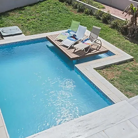 Вилла Petreris Enas - Stunning 3 Bedroom With Pool - Short Walk To Nissi Avenue *